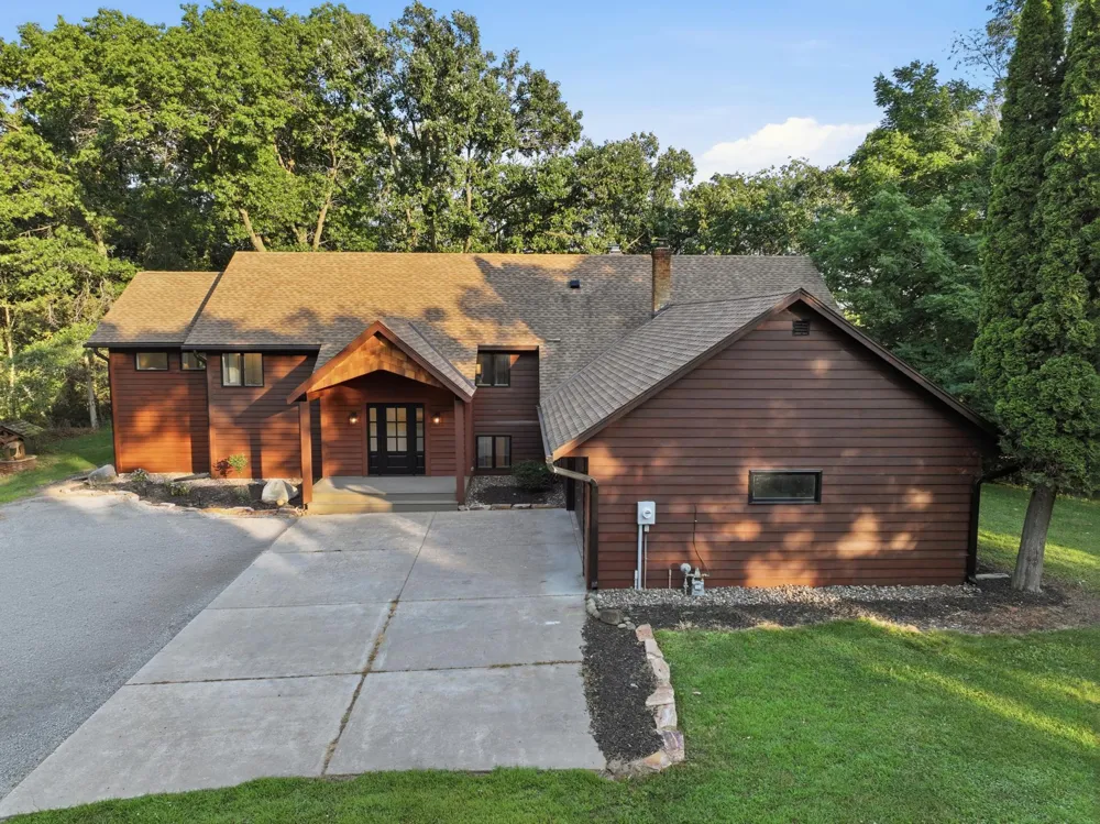 10761 Penfield Avenue Court Stillwater, MN 55082