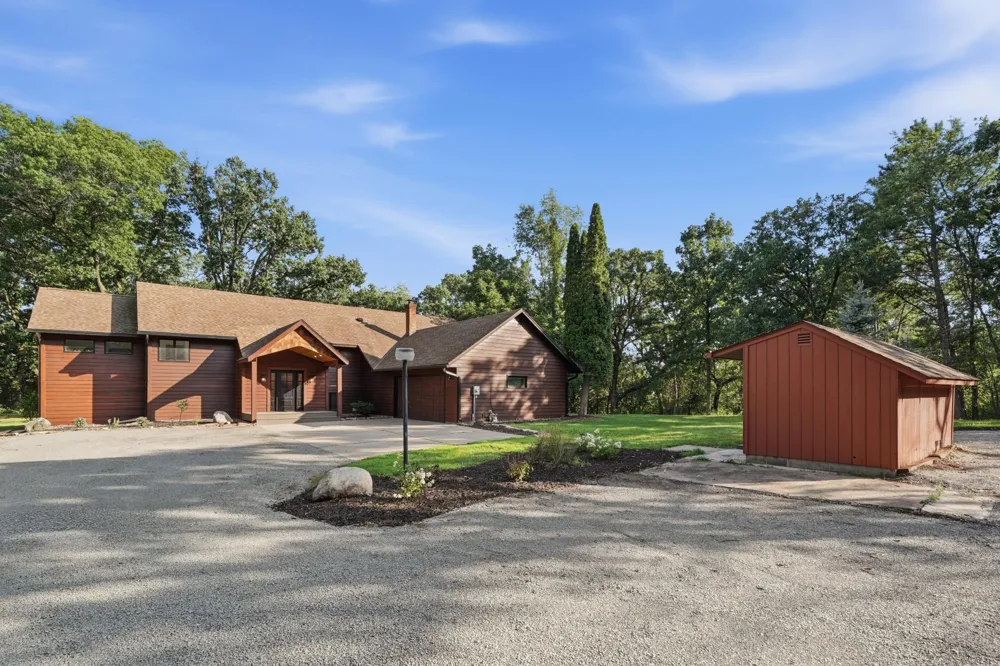 10761 Penfield Avenue Court Stillwater, MN 55082