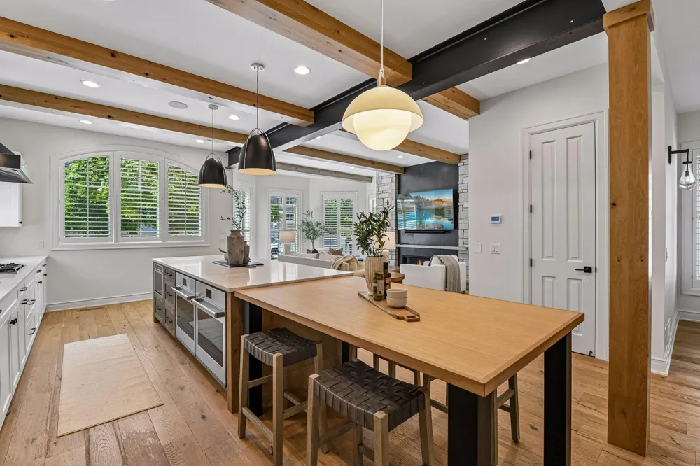 715 Rice Street E Wayzata, MN 55391