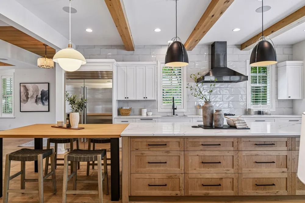 715 Rice Street E Wayzata, MN 55391
