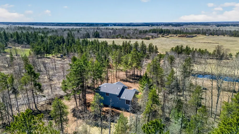 7954 Natalies Way Willow River, MN 55795