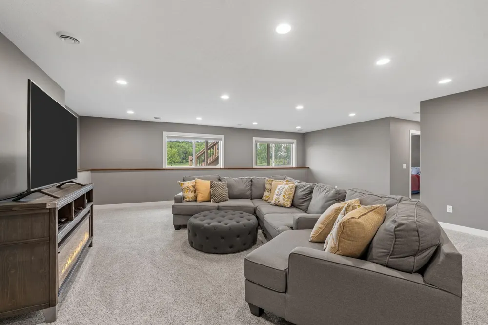 305 Art Street NW New Prague, MN 56071