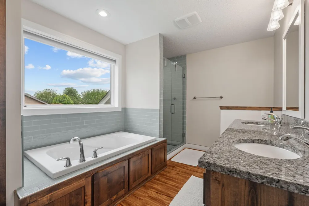305 Art Street NW New Prague, MN 56071