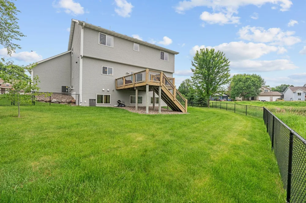 305 Art Street NW New Prague, MN 56071