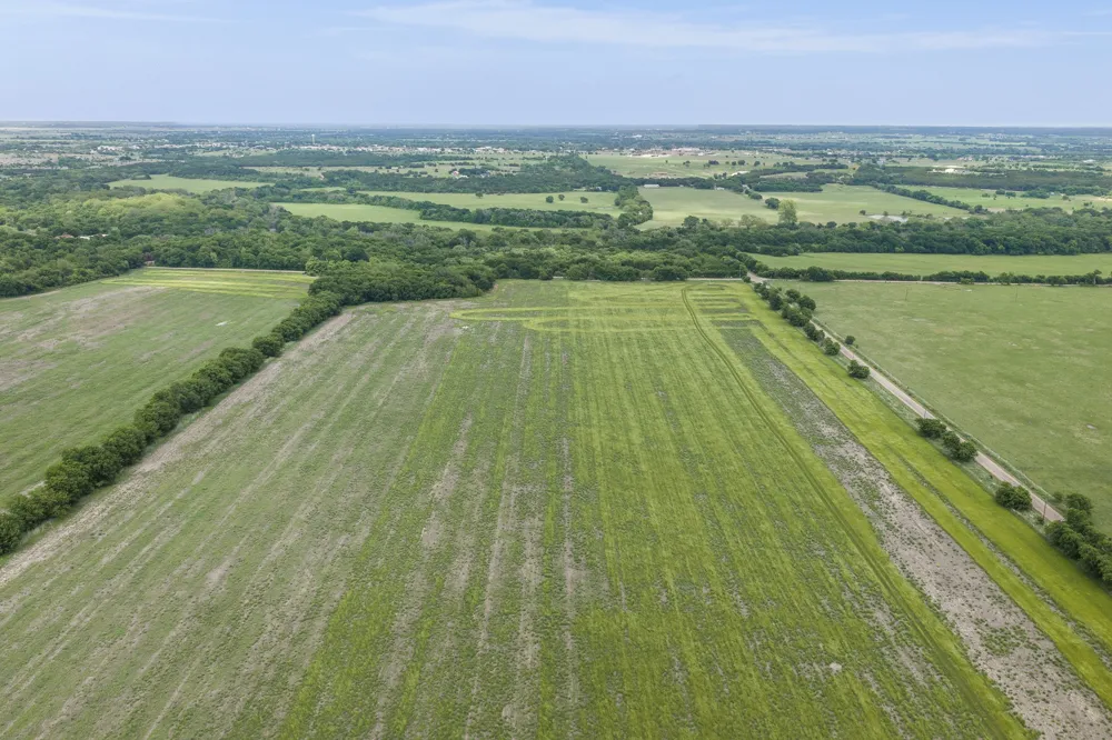 7811 County Road 1106 Rio Vista, TX 76093