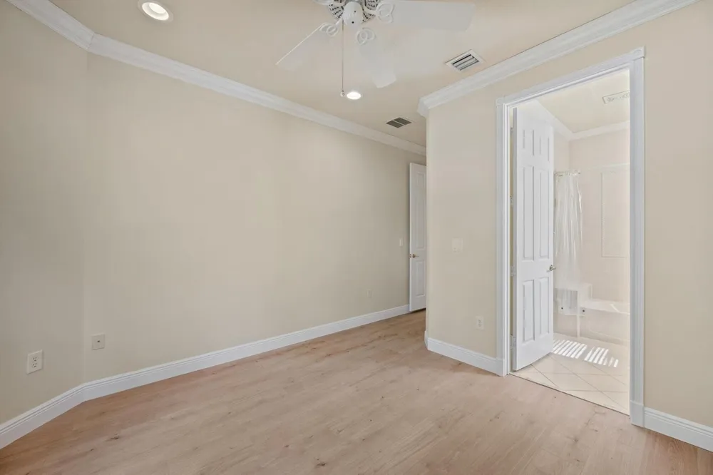 8887 VIA PRESTIGIO W Wellington, FL 33411