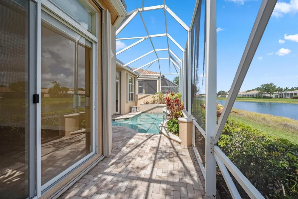 8887 VIA PRESTIGIO W Wellington, FL 33411