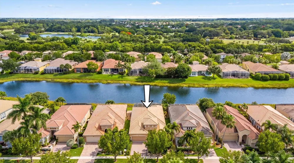 8887 VIA PRESTIGIO W Wellington, FL 33411