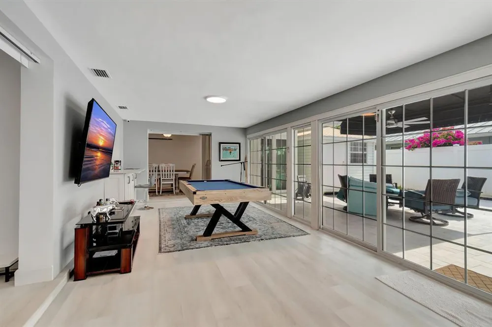 4450 NE 23RD AVENUE Lighthouse Point, FL 33064