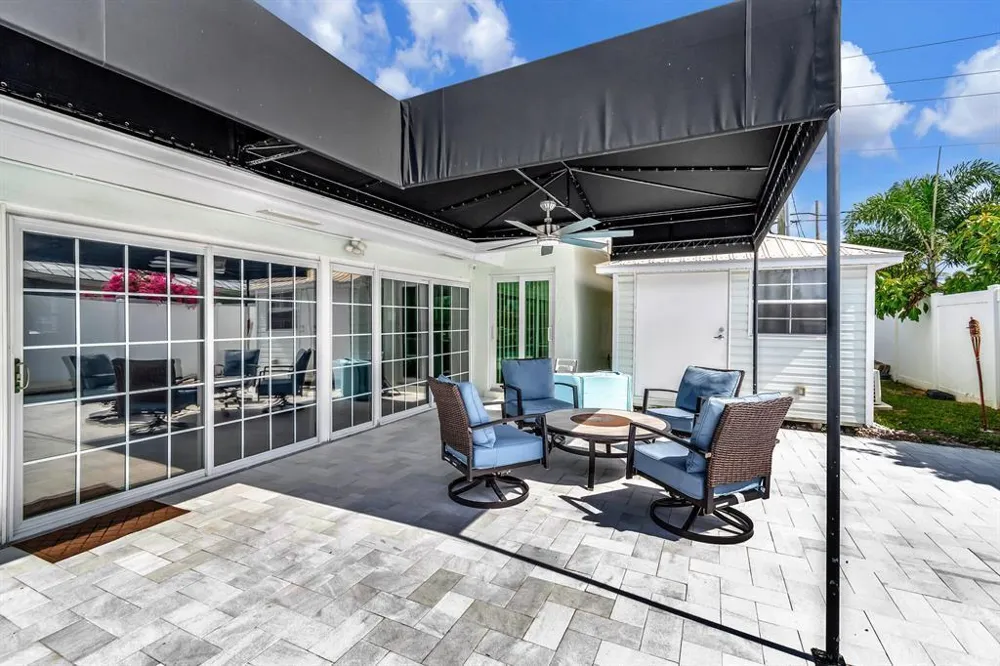 4450 NE 23RD AVENUE Lighthouse Point, FL 33064