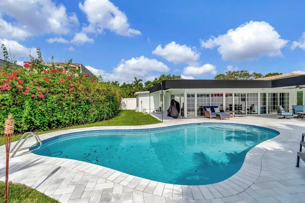 4450 NE 23RD AVENUE Lighthouse Point, FL 33064