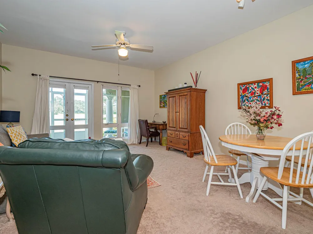 5060 HARMONY CIRCLE #105 Vero Beach, FL 32967