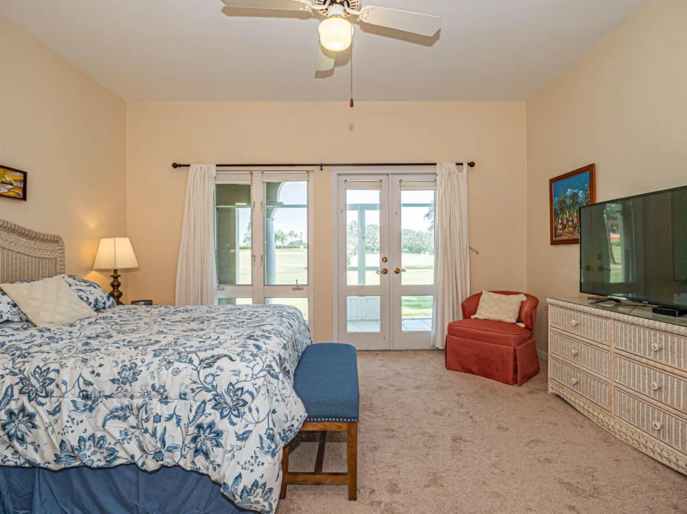 5060 HARMONY CIRCLE #105 Vero Beach, FL 32967