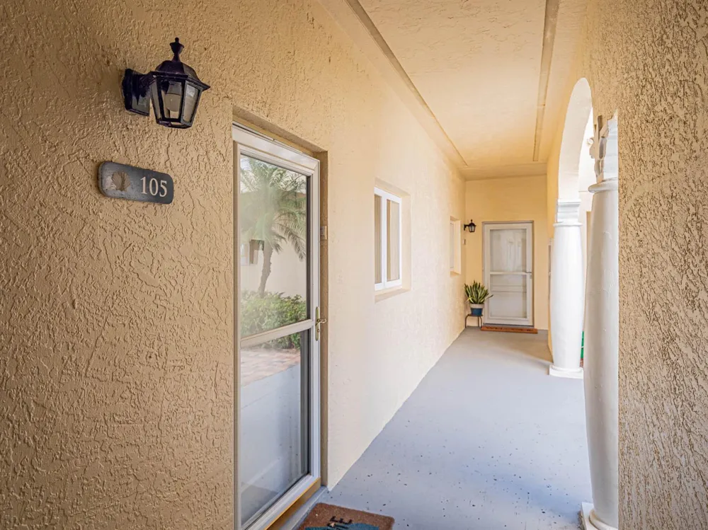 5060 HARMONY CIRCLE #105 Vero Beach, FL 32967