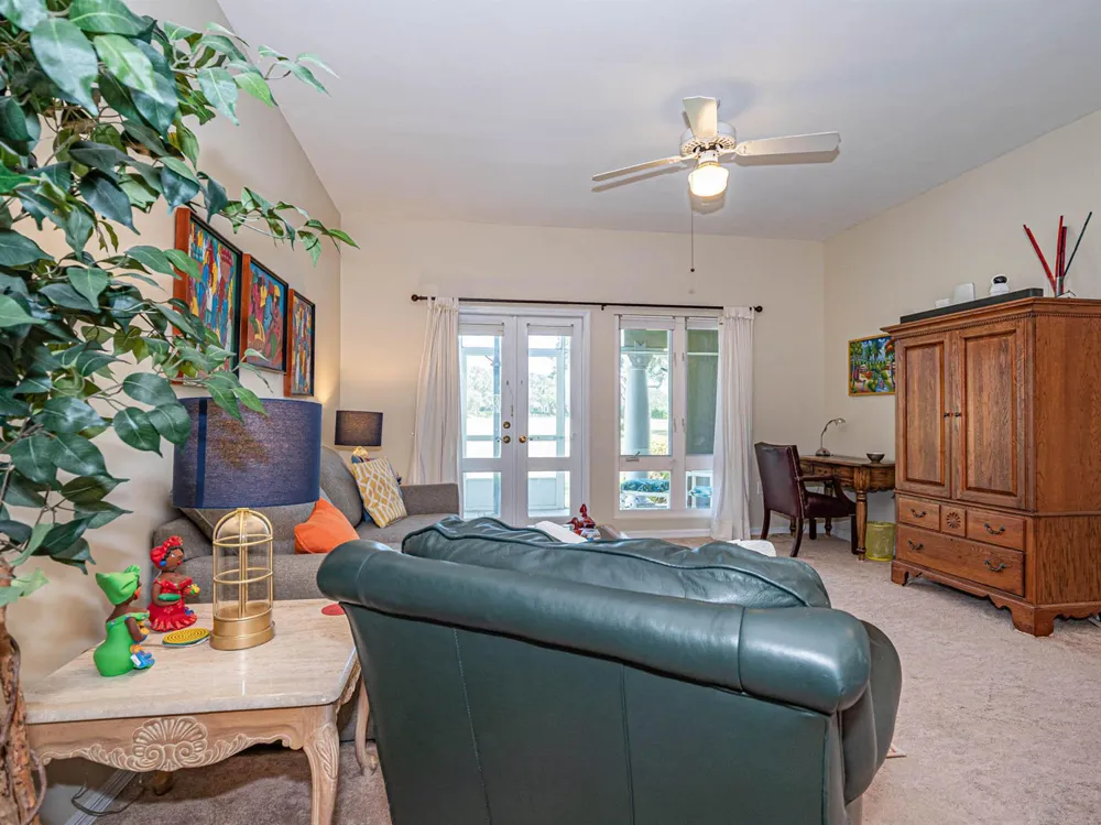 5060 HARMONY CIRCLE #105 Vero Beach, FL 32967