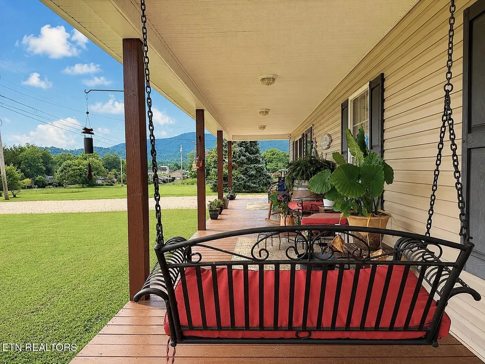 253 Ramblin Rd Newport, TN 37821
