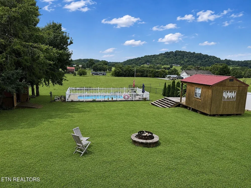 253 Ramblin Rd Newport, TN 37821