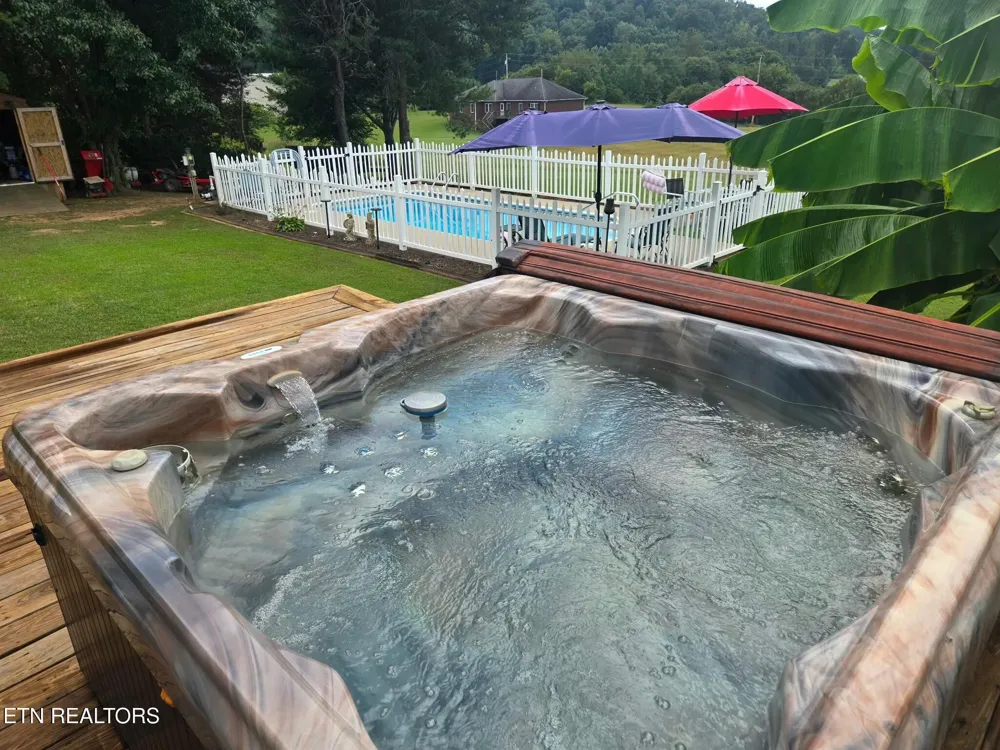 253 Ramblin Rd Newport, TN 37821