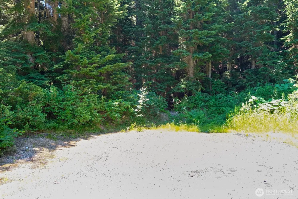 34033 Stevens Road Leavenworth, WA 98826