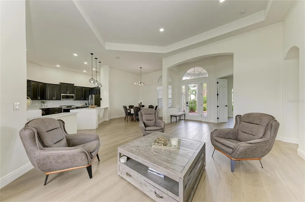 6988 74TH STREET CIRCLE E Bradenton, FL 34203