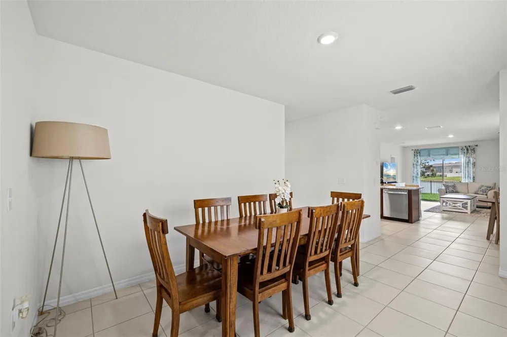 10914 PENNY GALE LOOP San Antonio, FL 33576