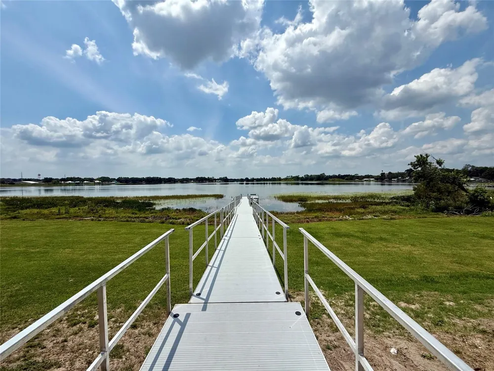 2604 TANOAK TERRACE Winter Haven, FL 33881