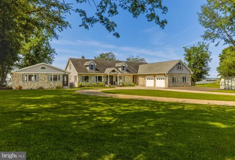 8 ISSAC DRIVE