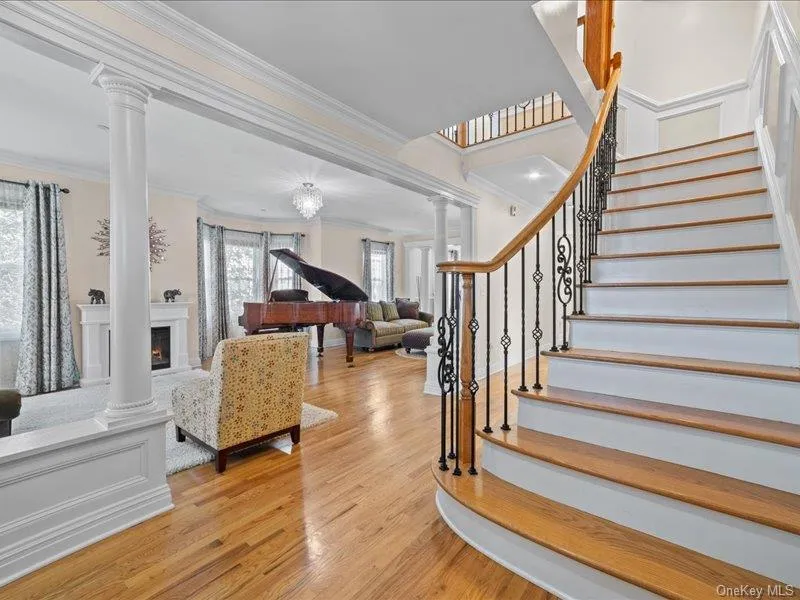283 Harrison Avenue Harrison, NY 10528