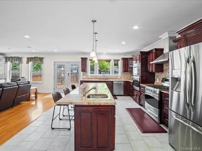 283 Harrison Avenue Harrison, NY 10528