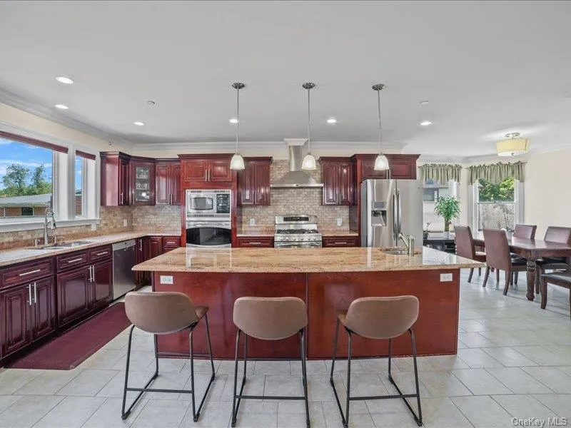 283 Harrison Avenue Harrison, NY 10528