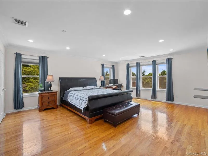 283 Harrison Avenue Harrison, NY 10528