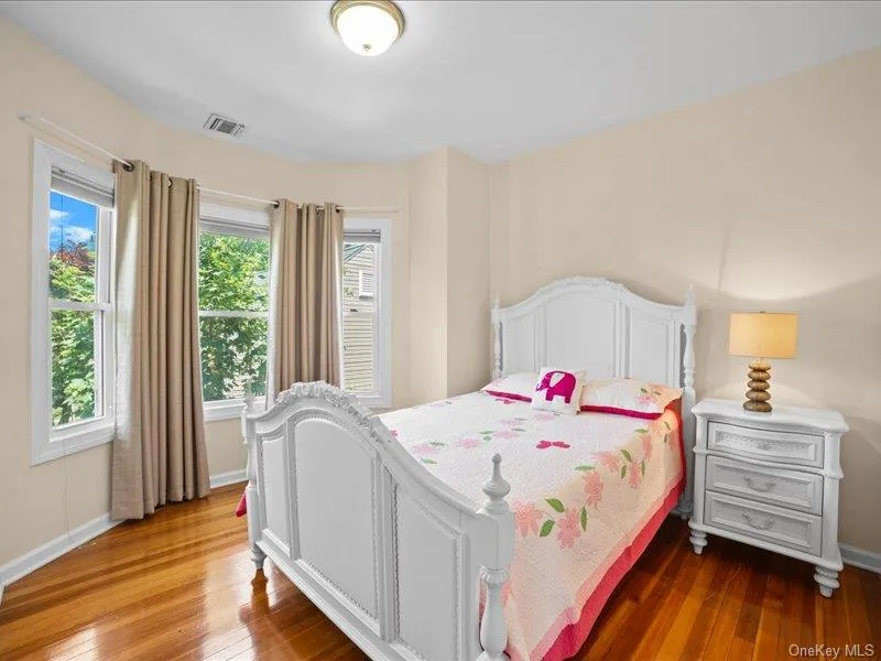 283 Harrison Avenue Harrison, NY 10528
