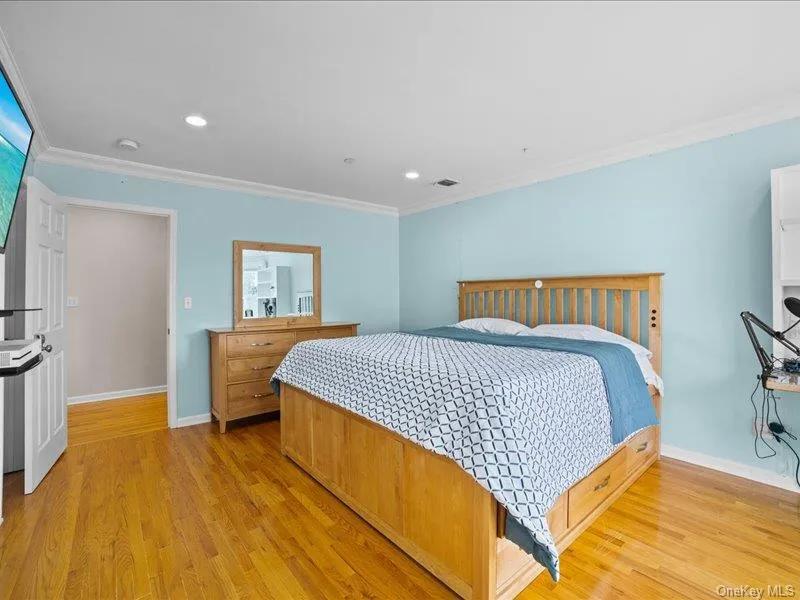 283 Harrison Avenue Harrison, NY 10528