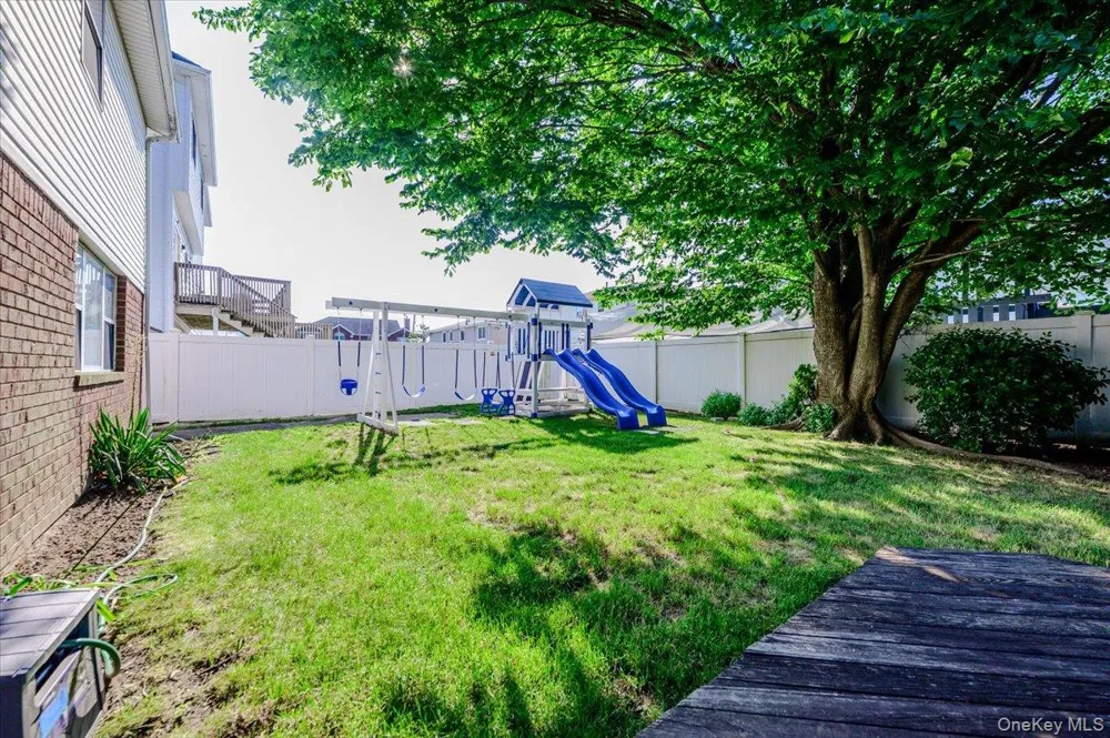 634 Jarvis Avenue Far Rockaway, NY 11691