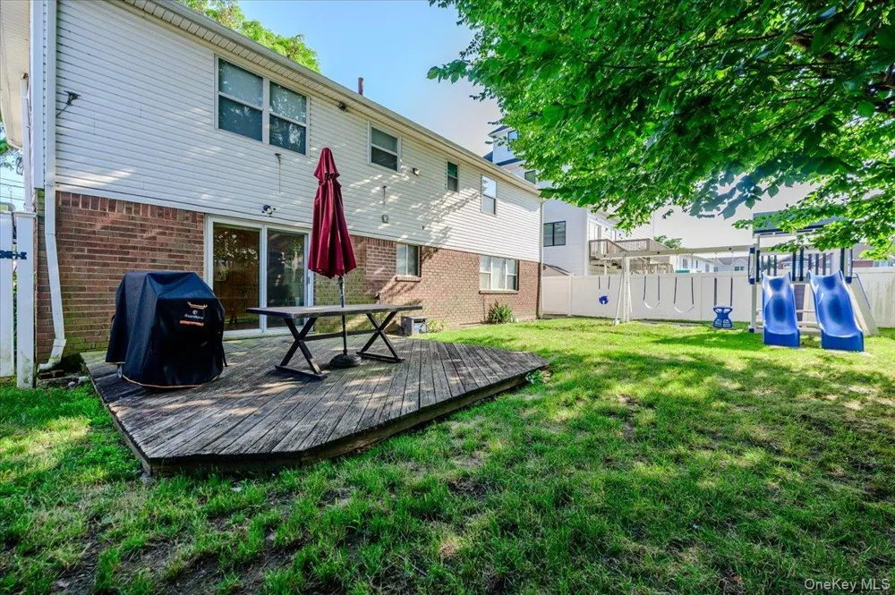 634 Jarvis Avenue Far Rockaway, NY 11691