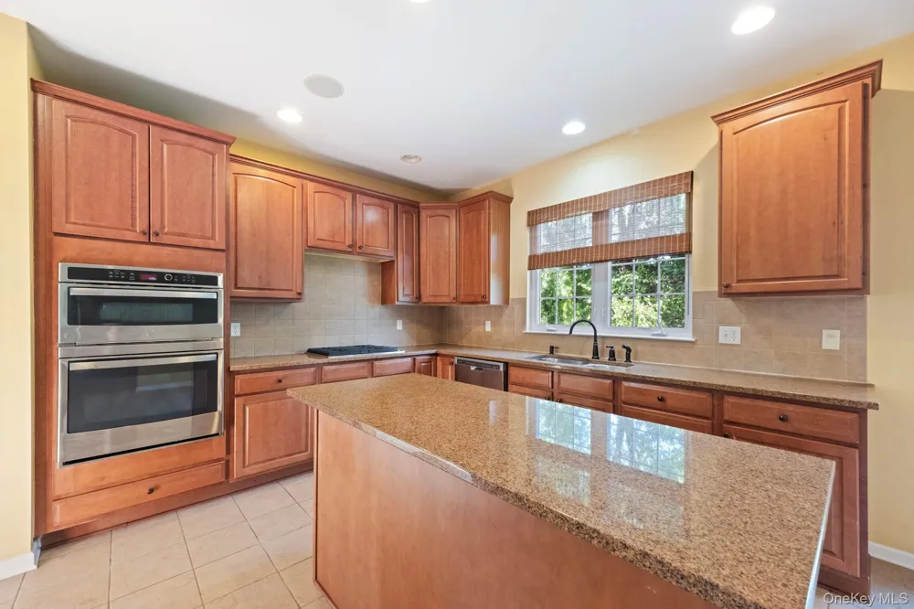 421 Vassar Place Fishkill, NY 12524