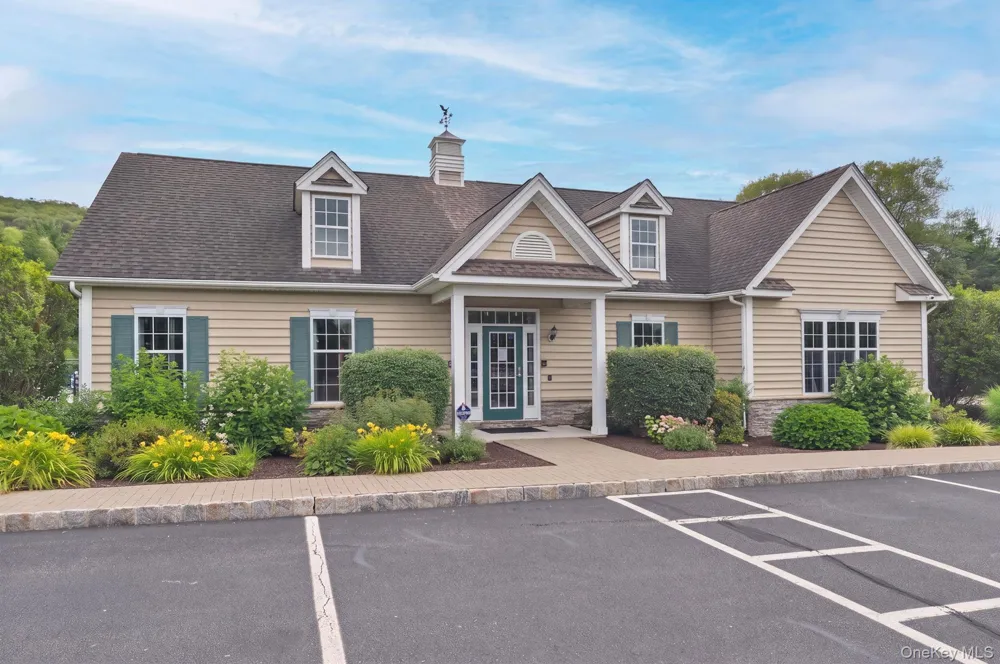 421 Vassar Place Fishkill, NY 12524