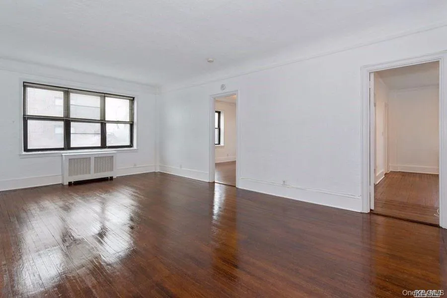 141 Wyckoff Place #4A Woodmere, NY 11598