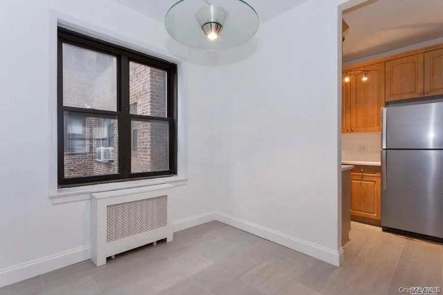 141 Wyckoff Place #4A Woodmere, NY 11598