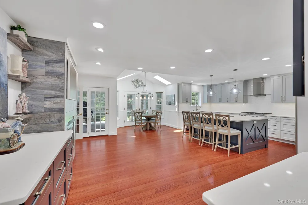 8 Glen Brook Court Wappingers Falls, NY 12590