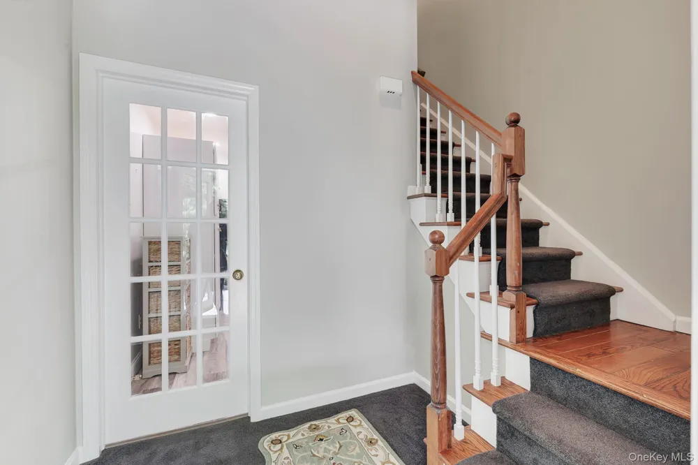 8 Glen Brook Court Wappingers Falls, NY 12590