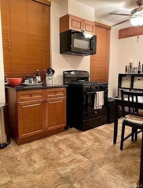 21-06 35th Street #1B Astoria, NY 11105