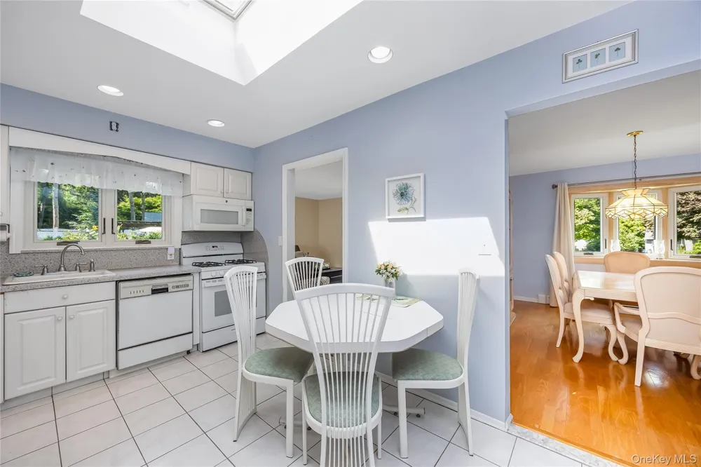 42 Pineacre Drive Smithtown, NY 11787