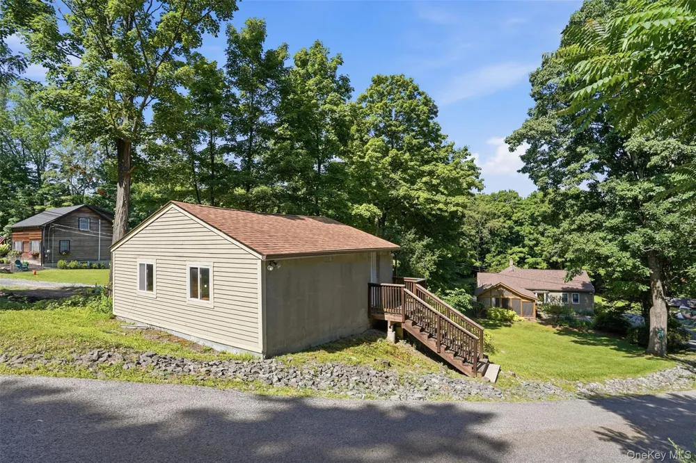 103 Old Ridge Road Warwick, NY 10990