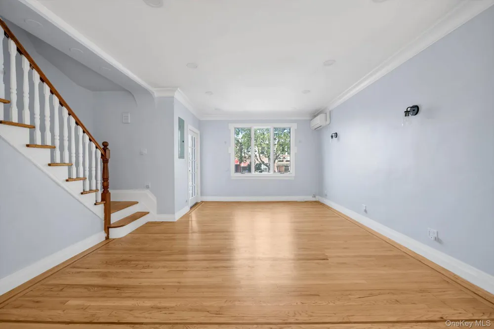3139 56th Street Woodside, NY 11377