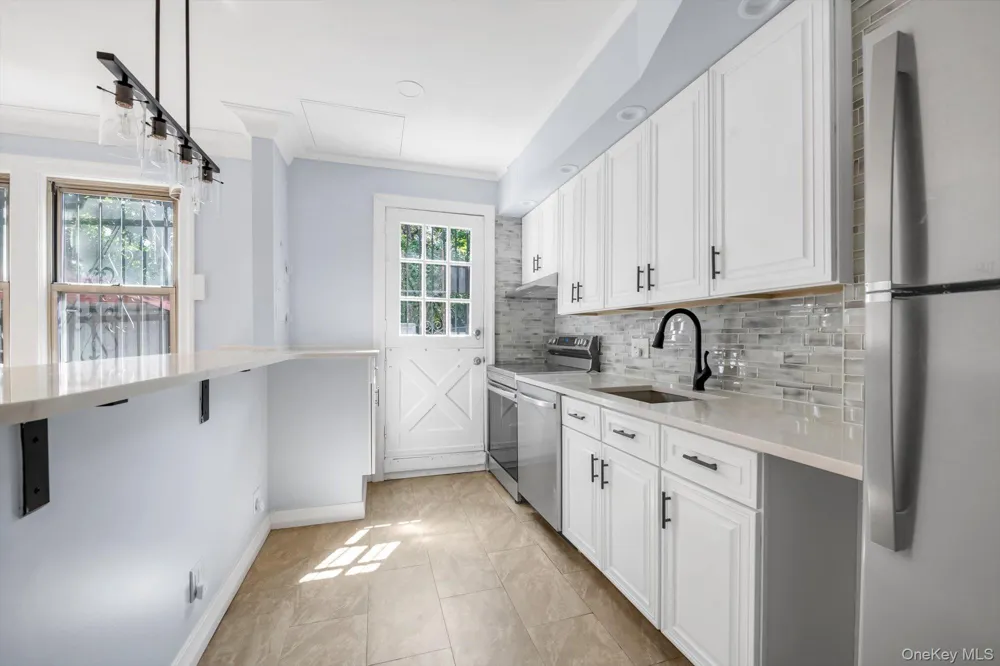3139 56th Street Woodside, NY 11377