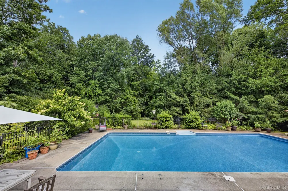 541 E Mountain Road Cold Spring, NY 10516