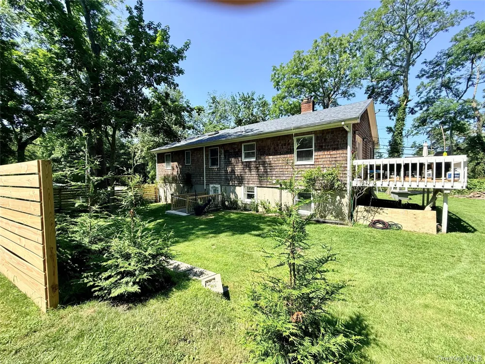 6 Pond View Drive Wading River, NY 11792