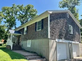 6 Pond View Drive Wading River, NY 11792