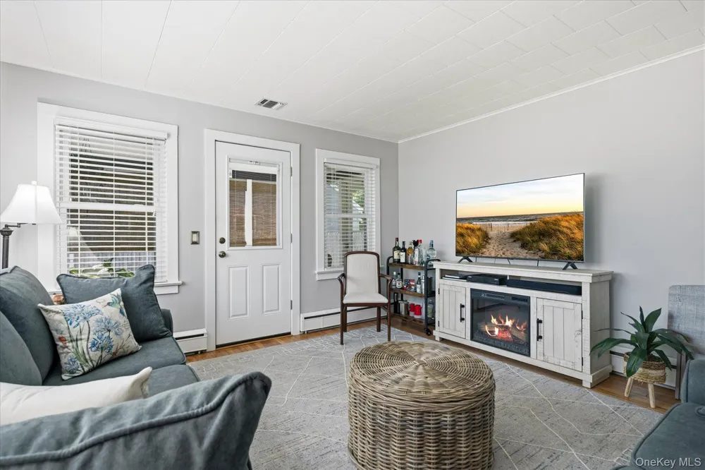 277 Howell Avenue Riverhead, NY 11901